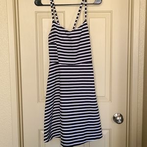 Old Navy L criss cross back dress